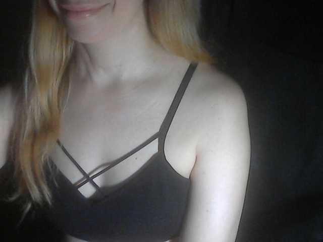 777Alina777 live cam on BongaCams