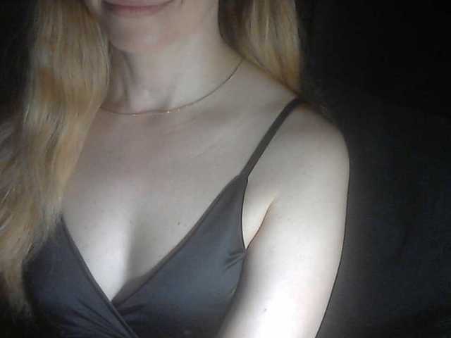 777Alina777 live cam on BongaCams