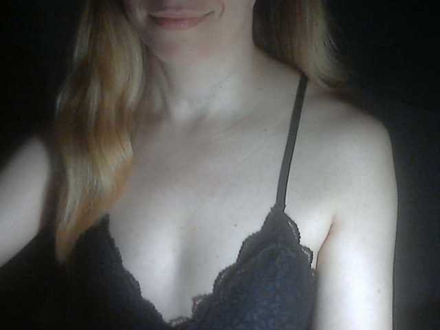 777Alina777 live cam on BongaCams