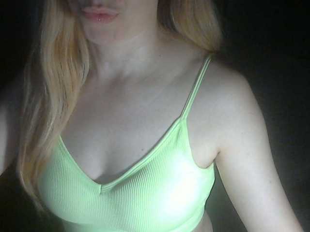 777Alina777 live cam on BongaCams