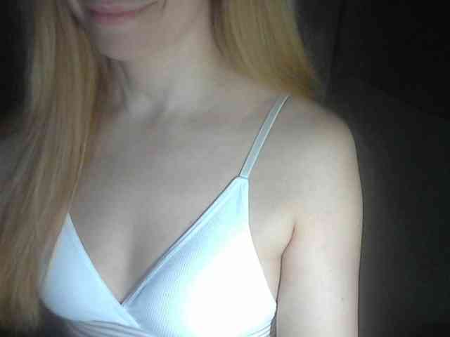 777Alina777 webcam