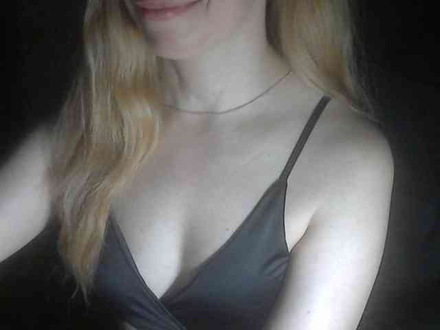 777Alina777 webcam
