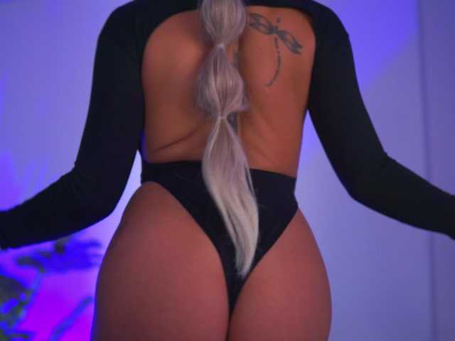 DaenerysDrogo live cam