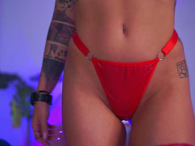 DaenerysDrogo live cam