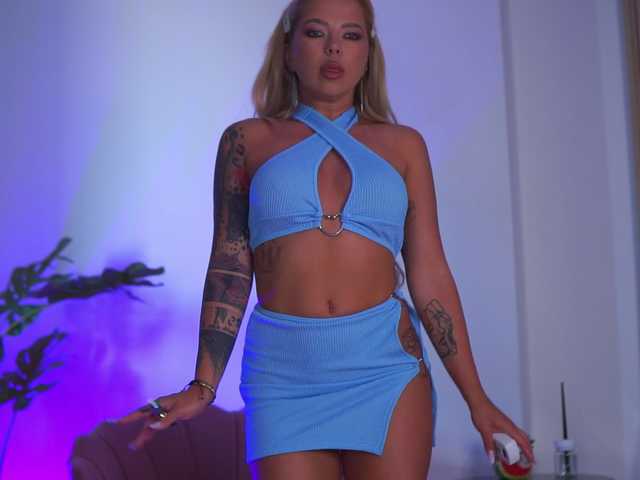 DaenerysDrogo live cam on BongaCams