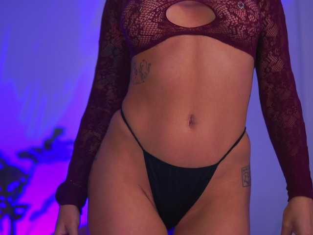 DaenerysDrogo live webcam show
