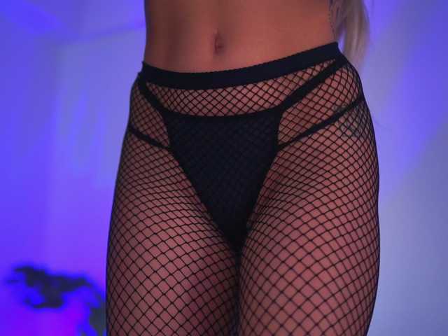 DaenerysDrogo live webcam show