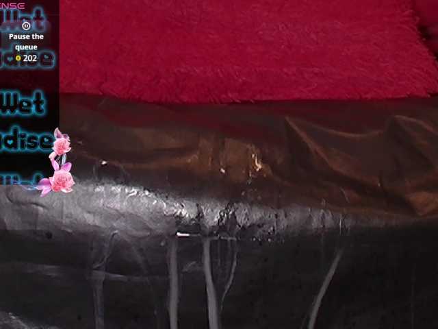queensquirtluna live cam