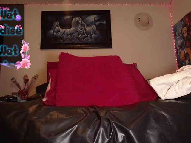 queensquirtluna webcam