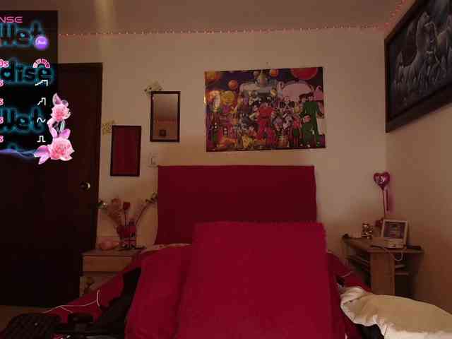 queensquirtluna webcam