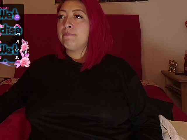 queensquirtluna webcam