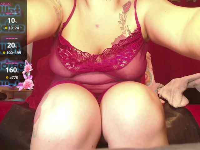 queensquirtluna webcam