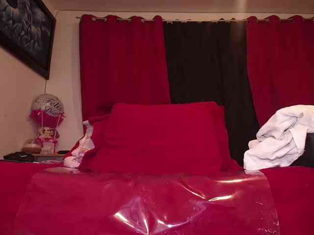 queensquirtluna webcam