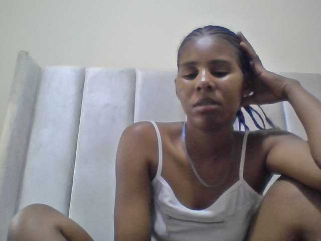 hotdreamteen Live Cam on BongaCams