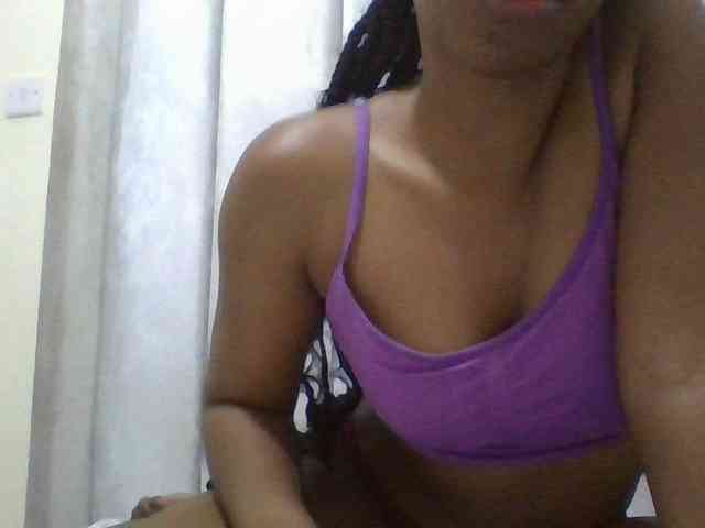 hotdreamteen webcam