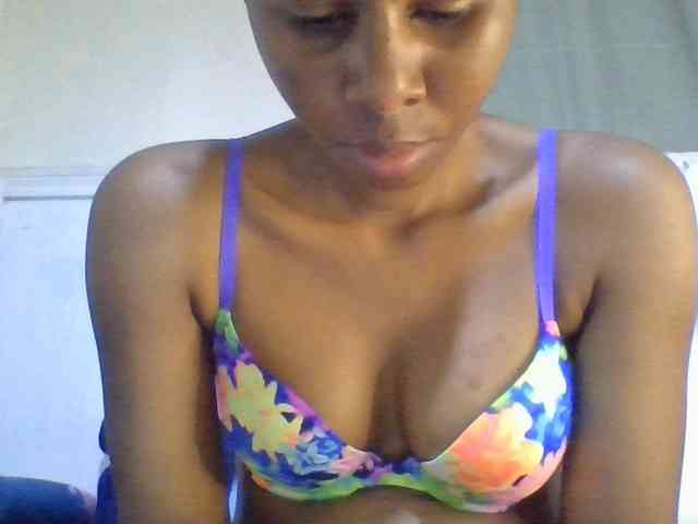 hotdreamteen webcam