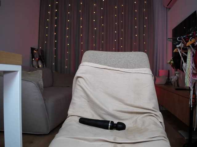 Live трансляция Adalin_Moore - slutnetki.online