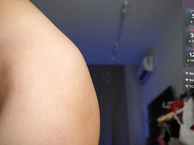 Live трансляция Adalin_Moore - Runet.cam