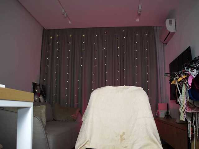 adria-lux cam belle