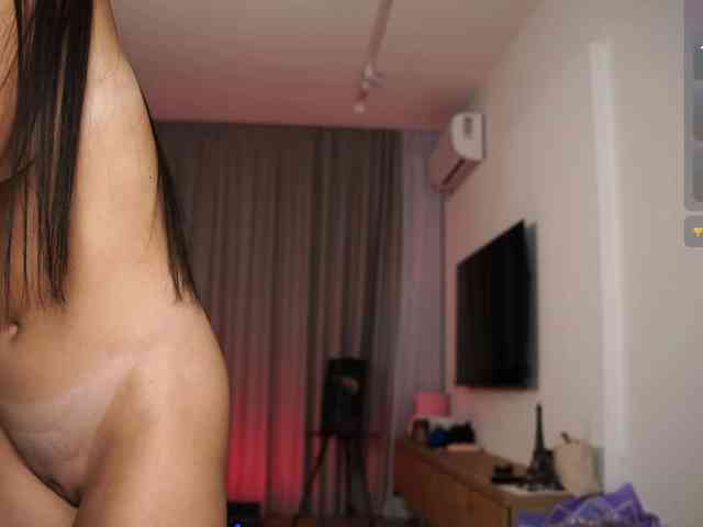 Adalin_Moore webcam