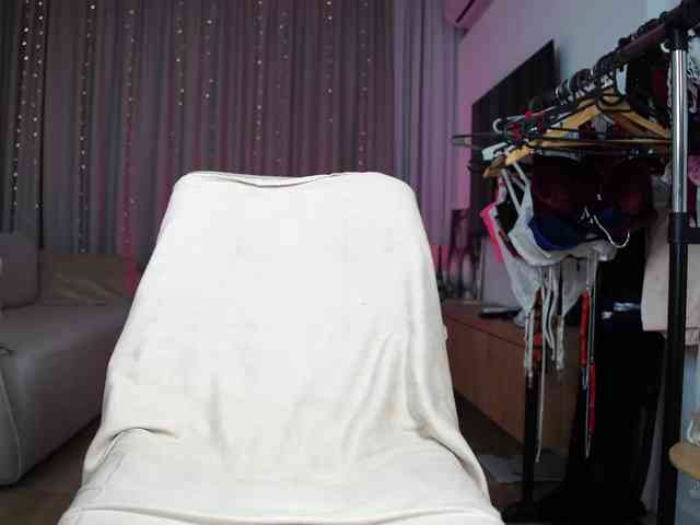Adalin_Moore webcam