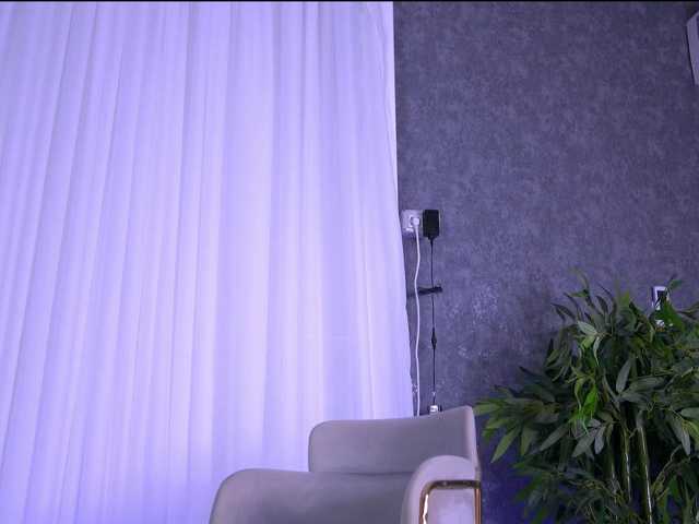 AnaisLeblanc live cam on BongaCams