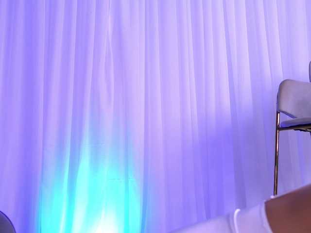 AnaisLeblanc live cam on BongaCams