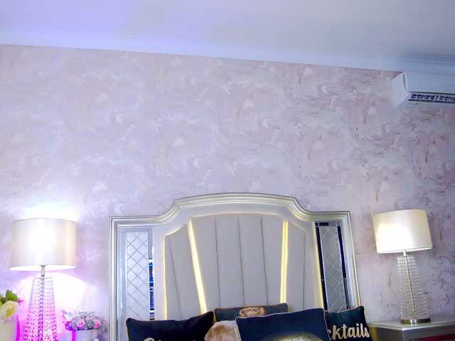 Issadorra live cam