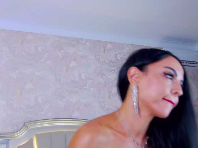 Sex chat gratuit in direct cu Issadorra pe BongaCams