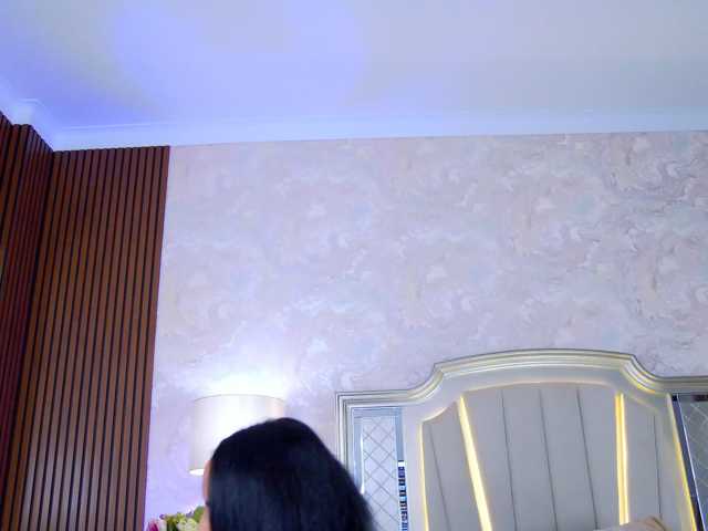 Issadorra live cam on BongaCams
