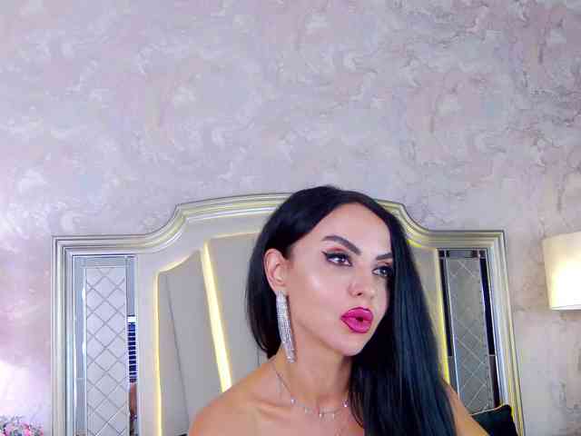 Model: Issadorra