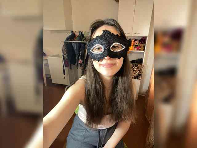 ___meow__meow___ webcam