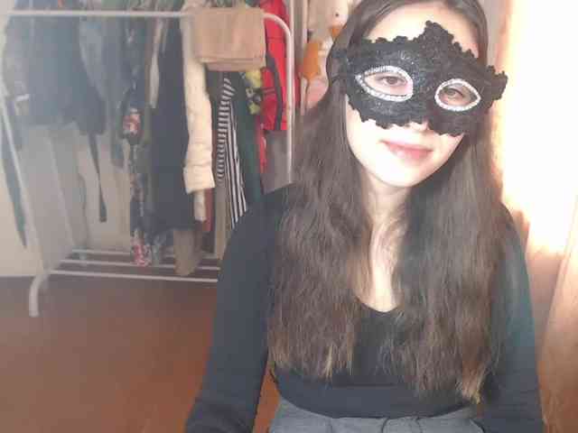 ___meow__ webcam