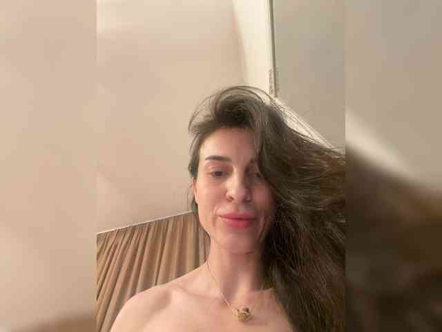 RebecaMur webcam
