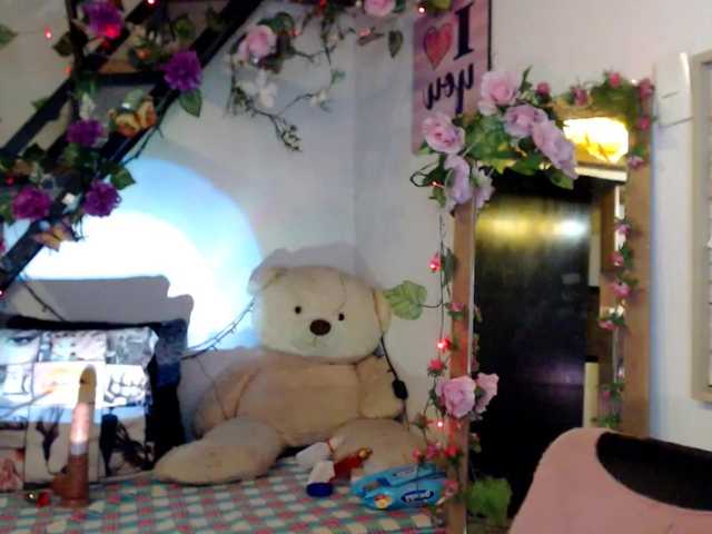 lunasky83 live cam on BongaCams