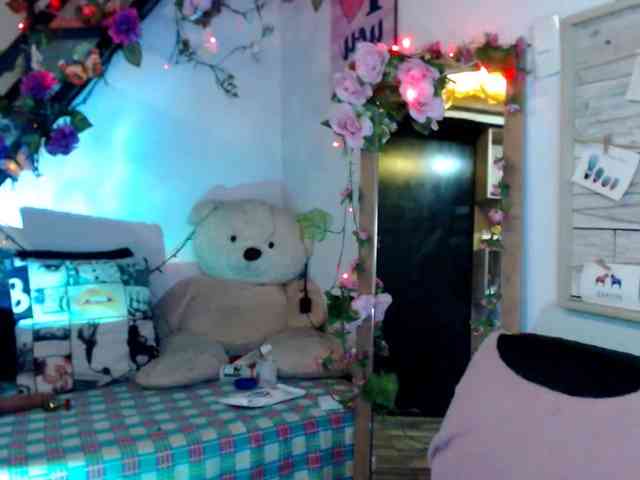 lunasky83 webcam