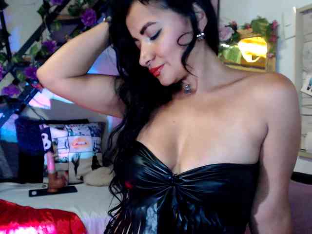 lunasky83 webcam