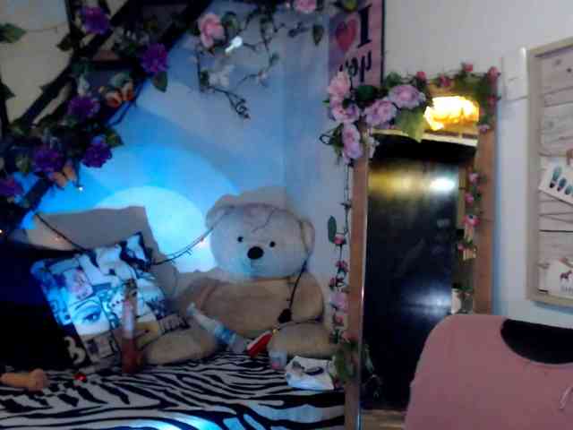 lunasky83 webcam