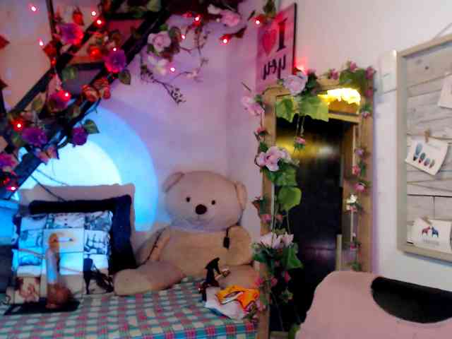 lunasky83 webcam