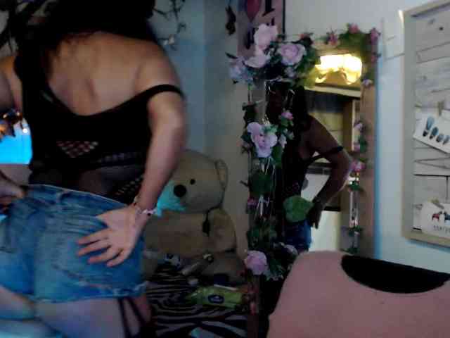 lunasky83 webcam