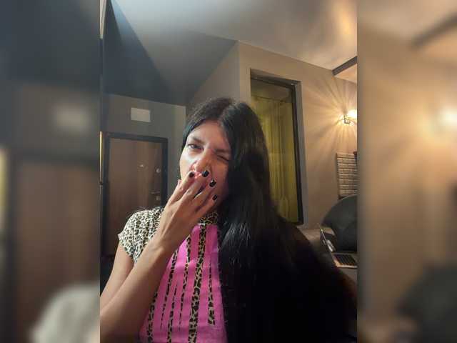 chicanogirl live webcam show