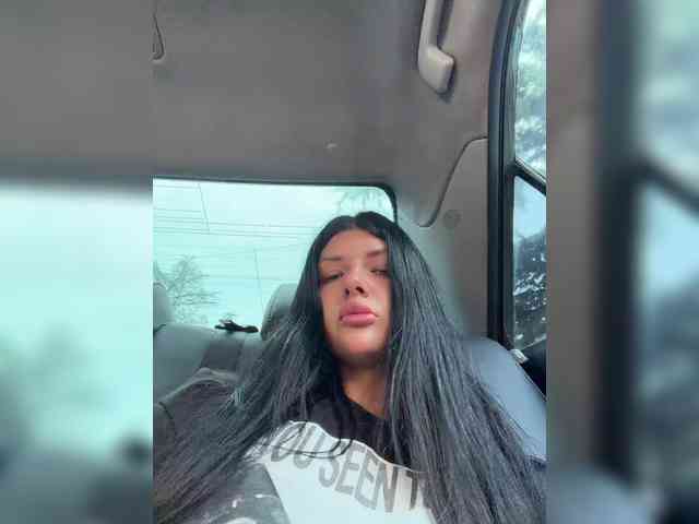 chicanogirl webcam