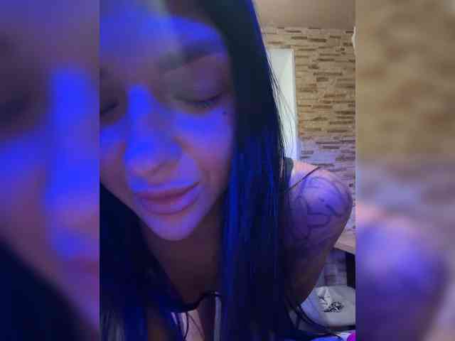 chicanogirl webcam