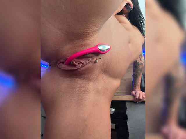 Model: chicanogirl