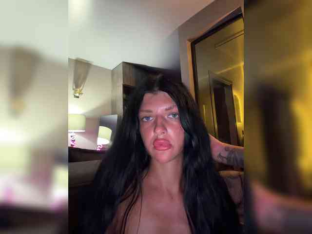chicanogirl webcam