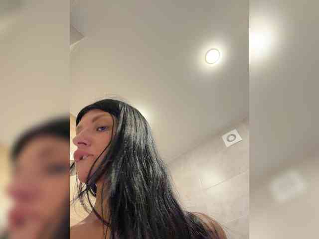 Model: chicanogirl