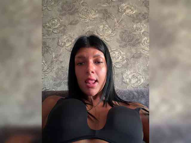 chicanogirl webcam
