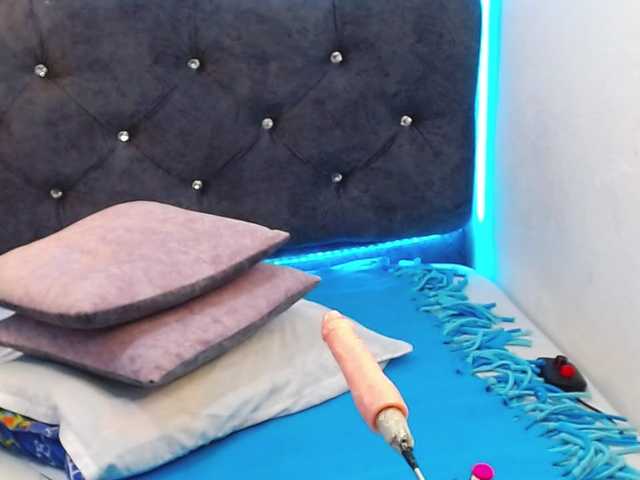 Lunaxx21 live cam on BongaCams