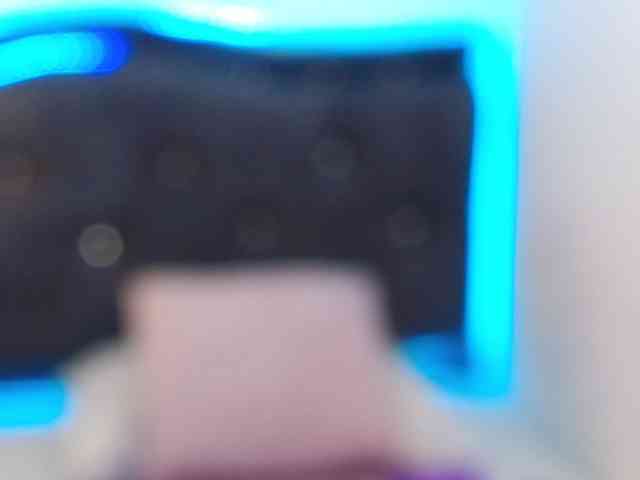 Babycloe10 webcam