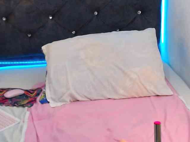Babycloe10 webcam